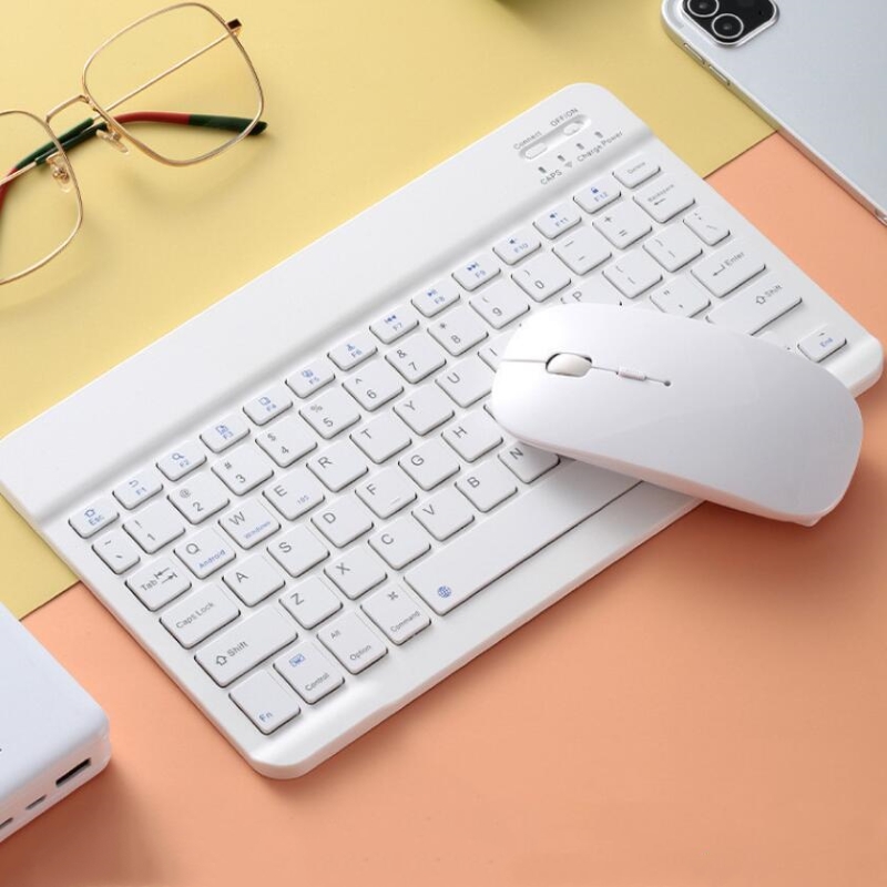 超スリム Bluetooth キーボード ポータブル ミニ  - Wireless Keyboard Mini のレビューと価格